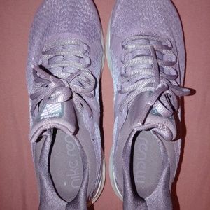 Women's Nike Shoes